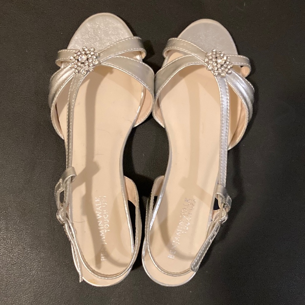 Silver Sandals😍